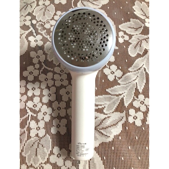 Fabric Shaver Device - Picture 2 of 5